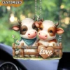 Kuhverzierung - Charmante Doppelkuhumarmung als personalisiertes Ornament für Paare