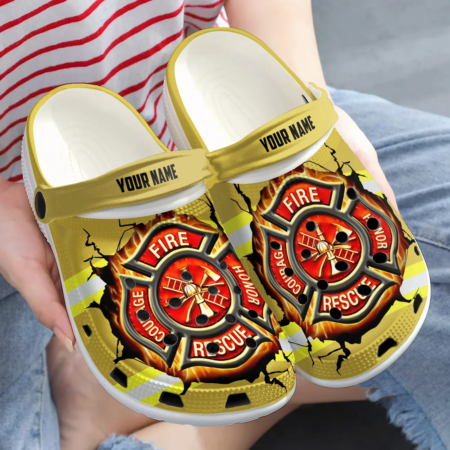 Feuerwehrmann Personalisierte Name und Nummer Multicolor Clogs Firefighter Personalized Name And Number Multicolor Crocs Mockup Preview.jpg