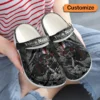 Personalisierte Totenkopf-Flagge Lederclogs Personalized Skull Flag Leather Crocs MK.jpg